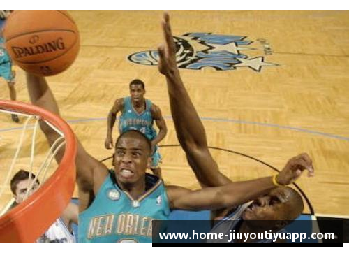 NBA詹姆斯惊艳爆扣，全场观众惊叹瞬间！